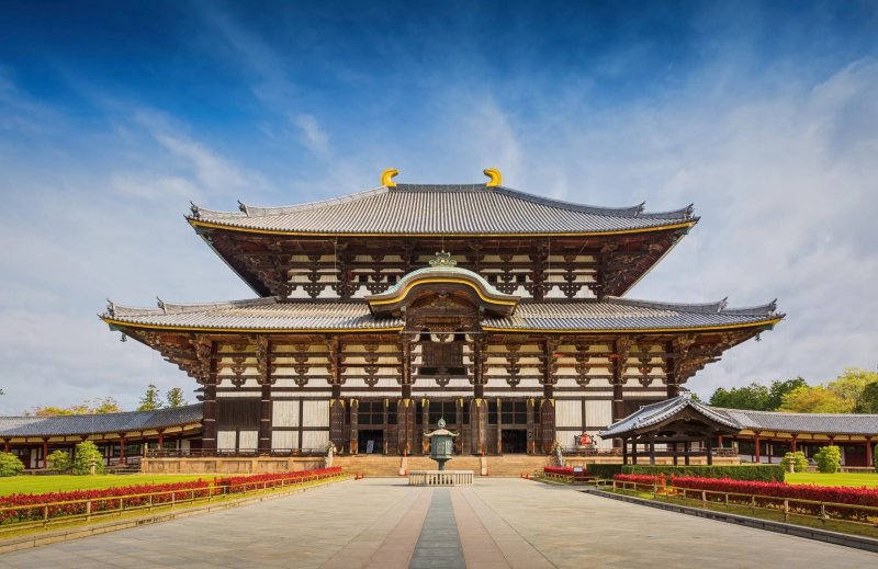 Todaiji Temple In Nara Main Entrance With Blue Sky