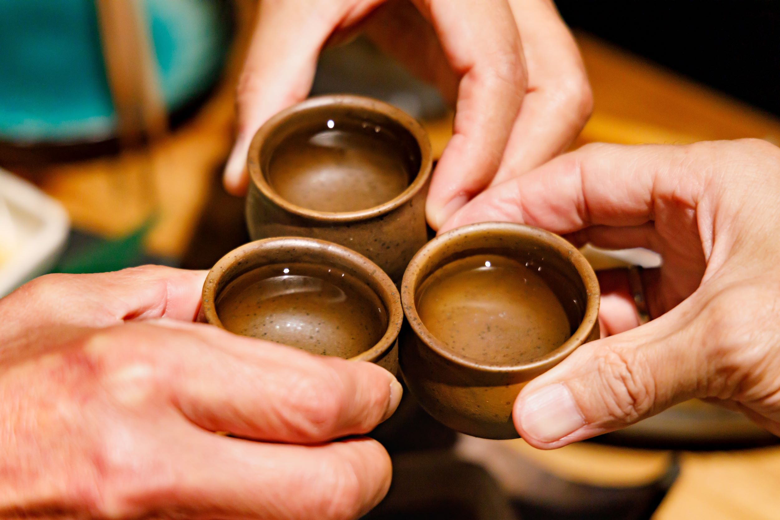 Sake, Whisky And Cocktail Luxury Tour In Kyoto - Sake That Looks Delicious To Toast With A Sake Cup